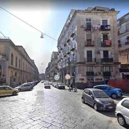 Apartamento Emyesabi Nápoles Exterior foto